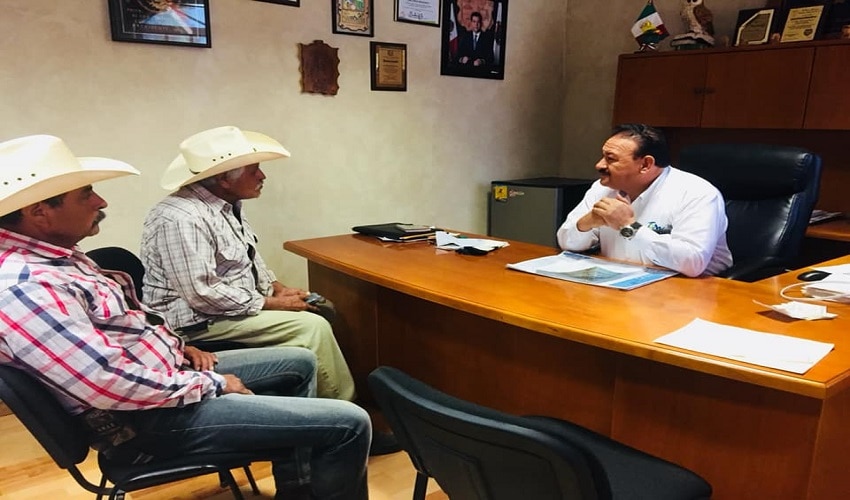 El alcalde Reyes Wenseslado Zúñiga Vázquez, anunció que en próximos días están por comenzar con los trabajos de construcción de una aula en la tele bachillerato